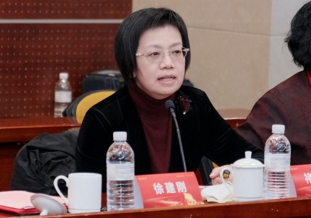 EAFCBC6739929931E93142042B4_FBC32811_13451