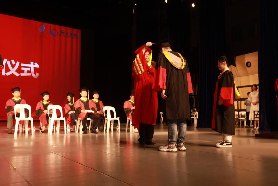 4F68E76ED2935D80CF5B9171313_9E1DAE2D_12DAC