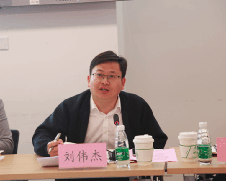 469DFAF44748702F9ADB6C74DC4_C473DD0C_1C9B2