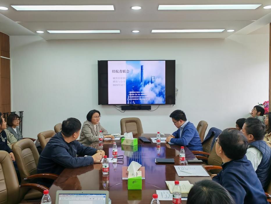 20079A6D4362F53235FA36AE115_A8B284F1_14250