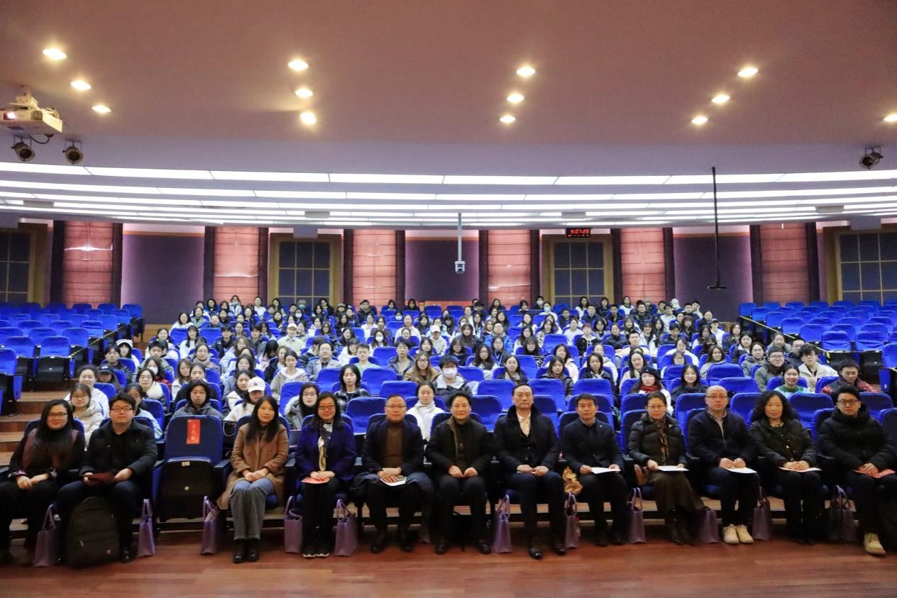 611D9E9466AF58A878EF9BA1EBD_A4CDAA2B_2A9F1