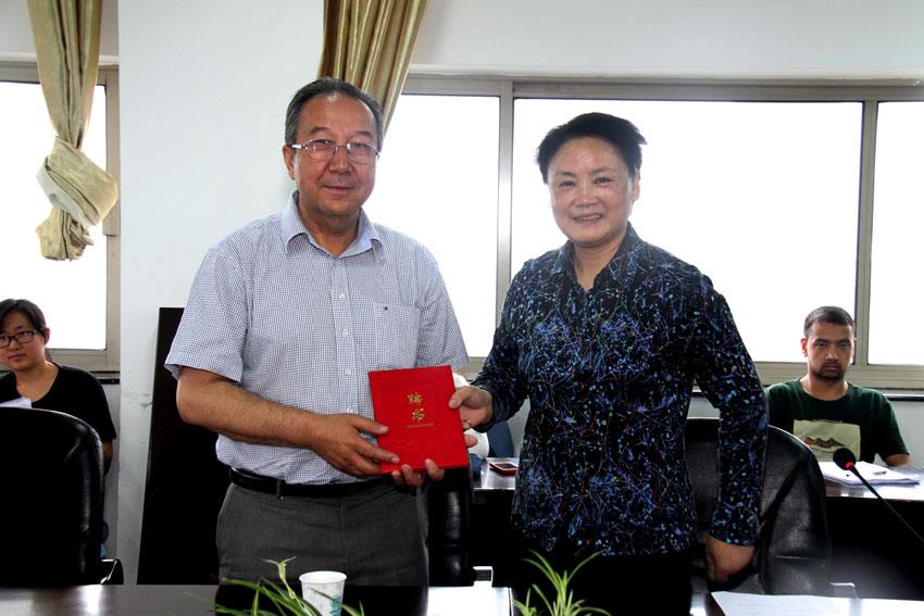 5E52E88C5109D1CF08186BE33C5_705C6FD4_11286.jpg?e=