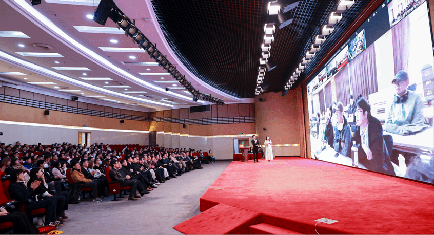 63F5FE807CFE77E92BEF17B88A6_CA546D38_2FC07