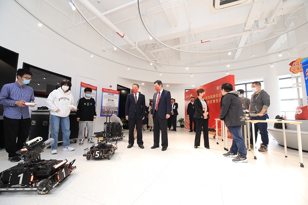 50E42038ED00FDE304CDA48E395_2EB98E94_196D4.jpeg?e=