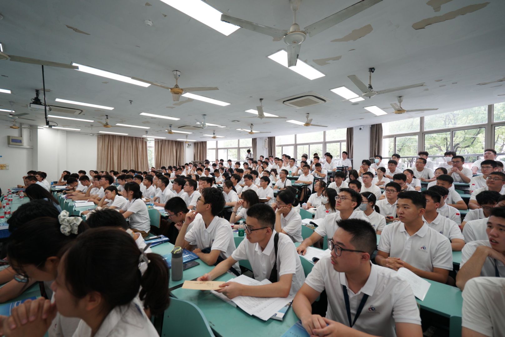 6564CF27A2742C110E1C494E482_1D00DD57_37013