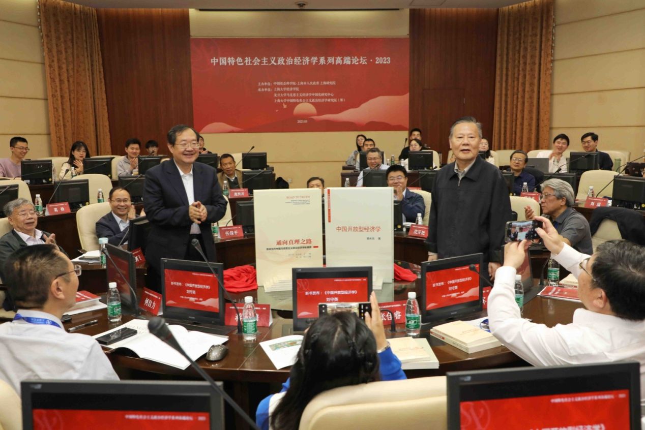 1338CBA18907A142CF50BA102A4_7DD354A8_24F41