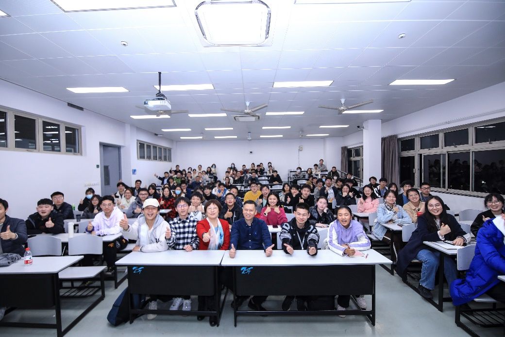 C90C1AB63F86847FE9DD19D44CF_7BB2C8CB_1E855