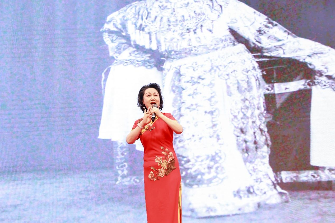 C887F6B02FCD351777F1B75B5A1_31C6D549_22903