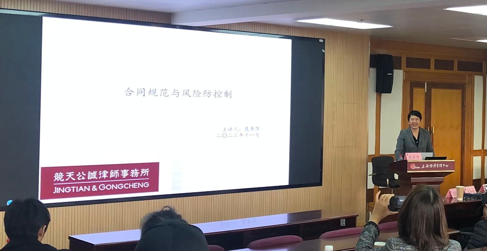 5642938D1CEEBBCD694BD977F6F_BAED5243_27B39