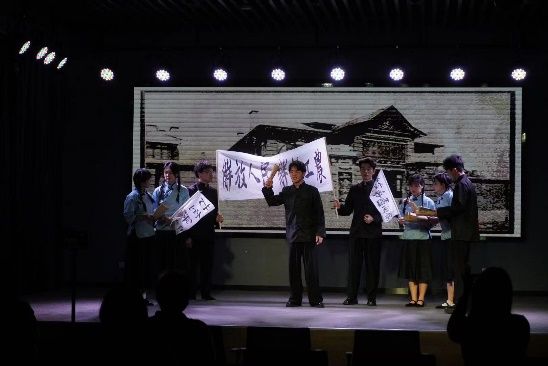 72520DD9DB9B58243B7496A964E_BEF001A8_7889