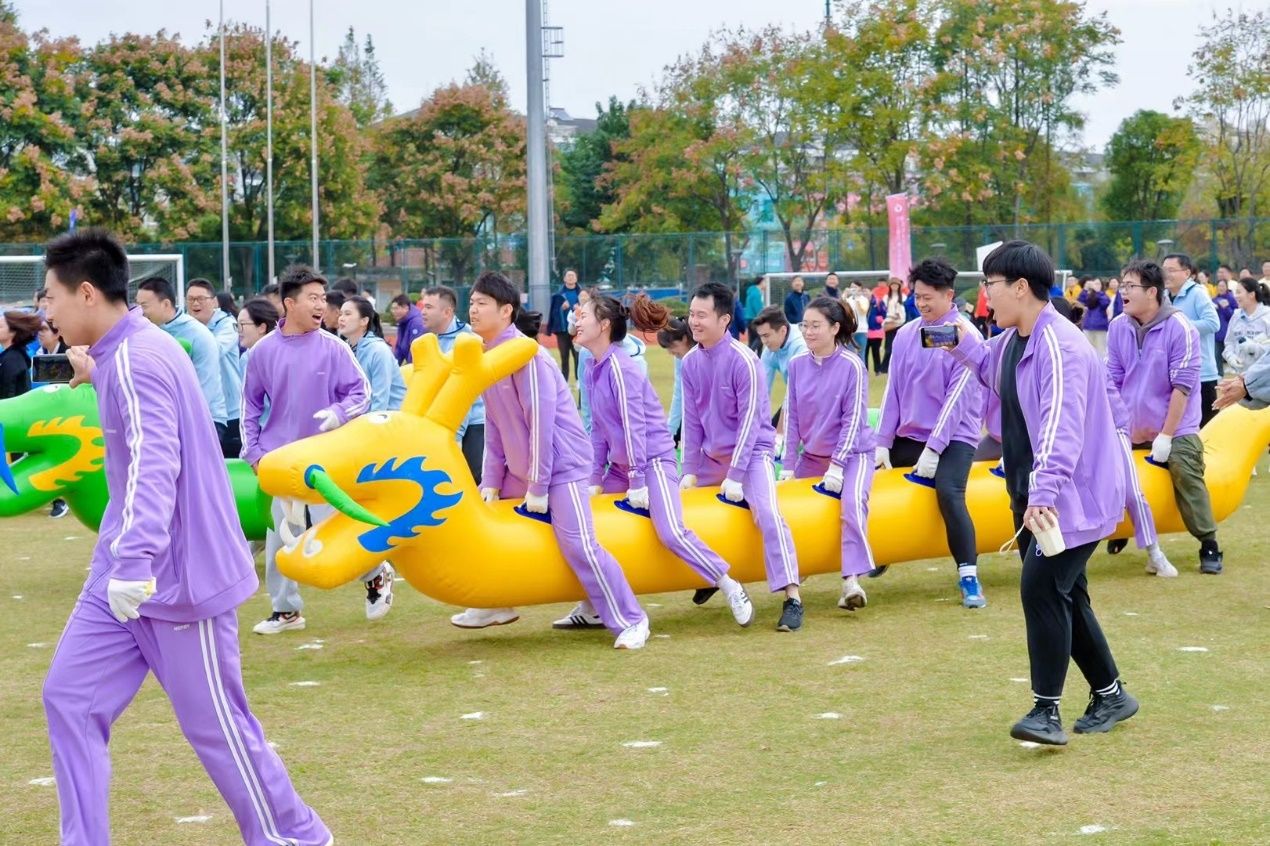 B24840E98A490D2E614102FAF98_06A8EFB9_3A135