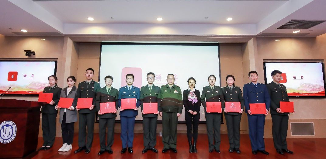 D7A41098C5D28DDEE143553CCB0_35F3602E_15075