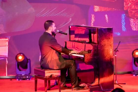 6670ACE011AC2CD8E8E46E6A346_4E55E3EA_83C0