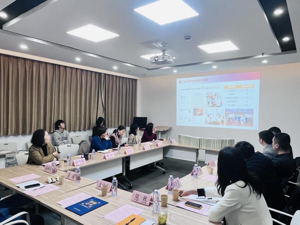 9895F74D707DBAAA7EED5C13CA2_000E6928_19BF6