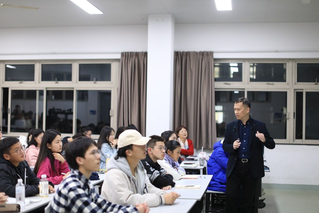 B9400F68D3E10AC968AD26F86C0_E1FDA74E_16E97