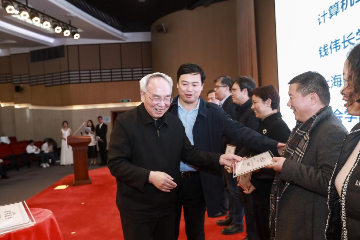 A46B355BF823DAF52CC42A8FDCC_0A500B1E_17CEF