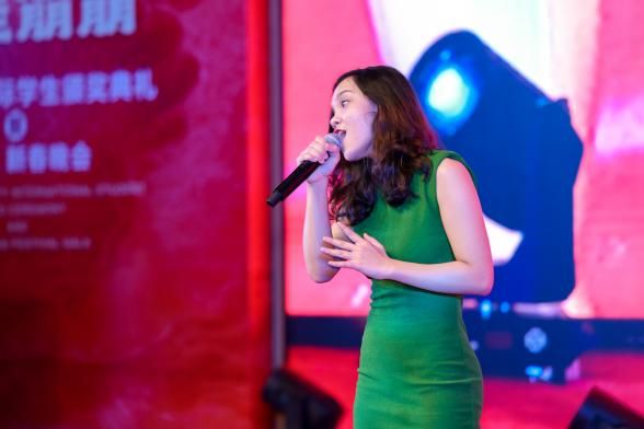 E4FD1F12B8DB69D7EE003D344B6_79A4D02B_66A2