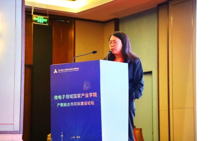 FCB16359477A9BBF6E566DBEAEE_E5AE51AE_973B