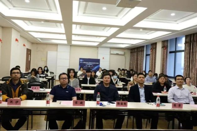 D5624F48E5C9F411C1F8D0D9C81_9A4C5AB9_C672