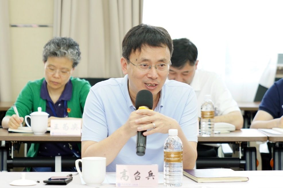 3BF9FDA814C8706C6E7E863B112_29A00B11_11206