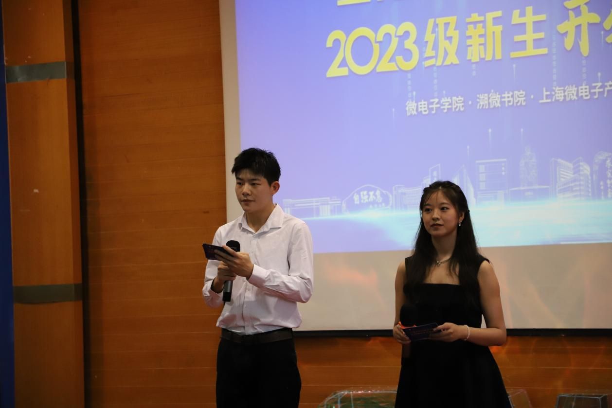 C28D9DD875289946E27111A43C3_30ED8B12_11843