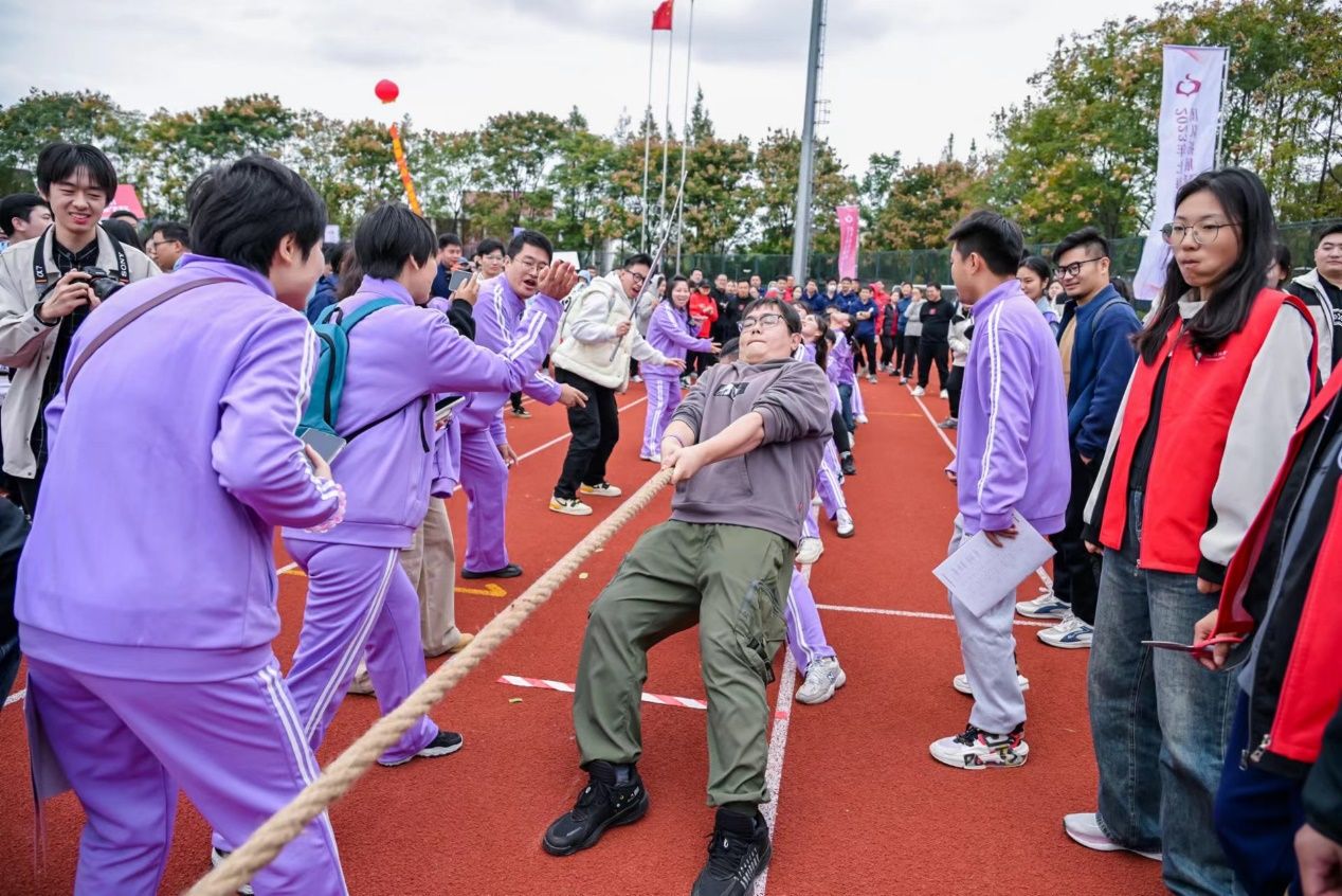 669391E96D47938A58CA33BF7B0_60670D72_35D05