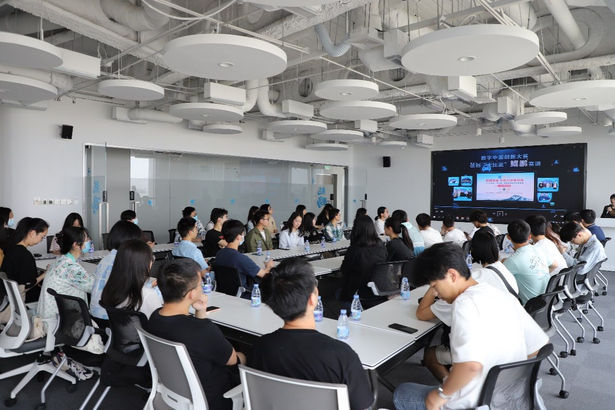 0300BD1B9CB546F65E6E77AC3AB_DAB5A288_2B6AC