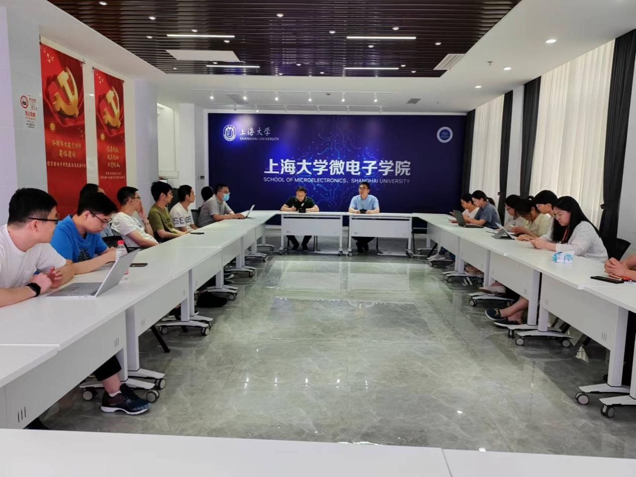 E4289BAF0E16F4DA198301AF0D7_700ACD94_2559B