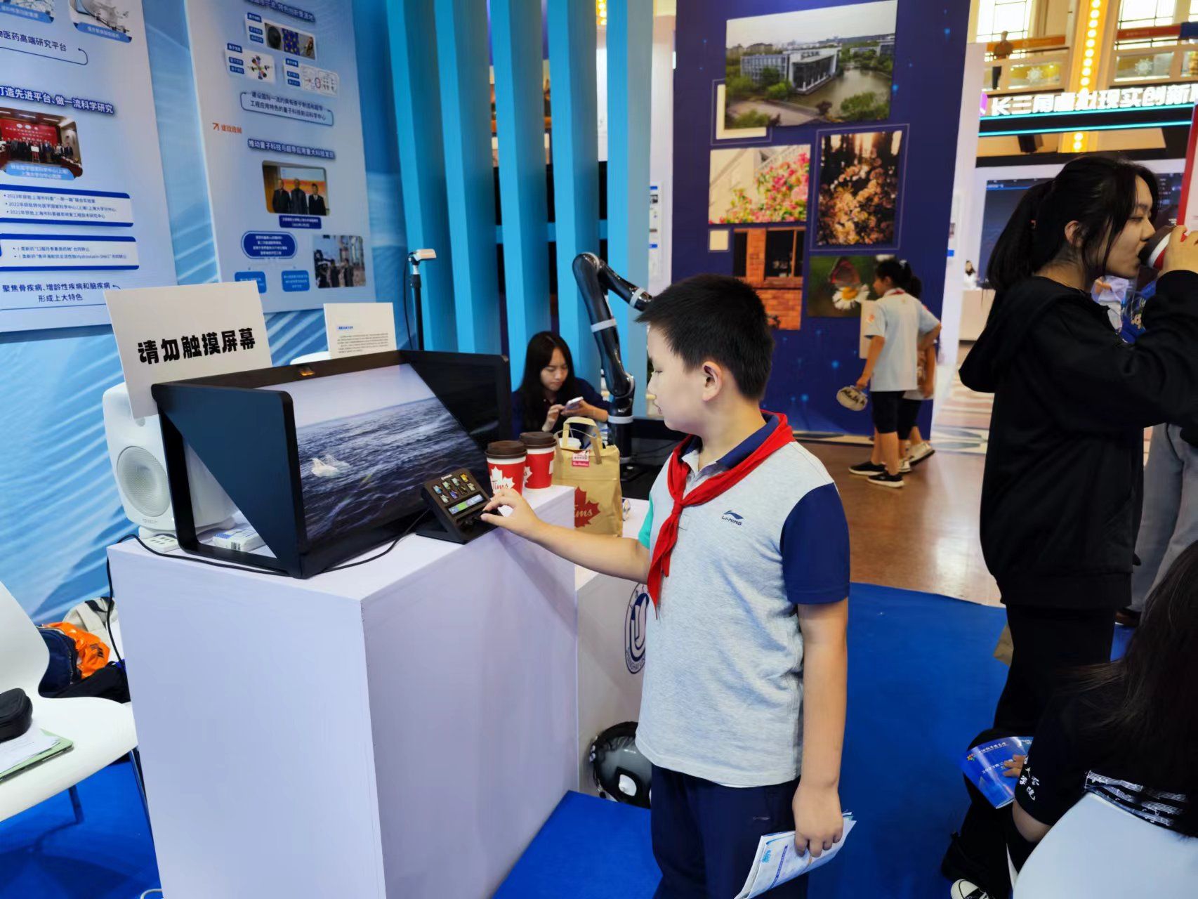 785D6076414A0BDEAECD264B36C_00D03498_3E16D