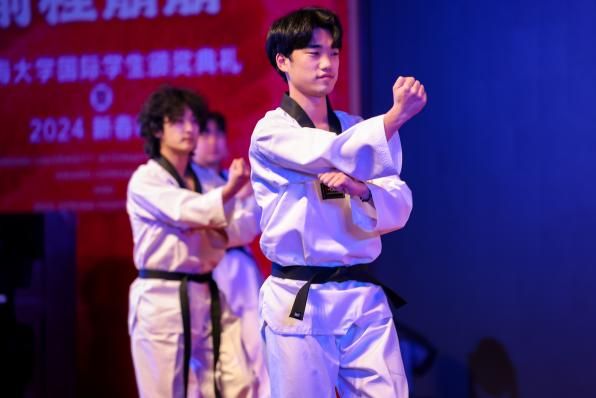 43697EE0B9A678B820D8F386484_8167CE88_7174