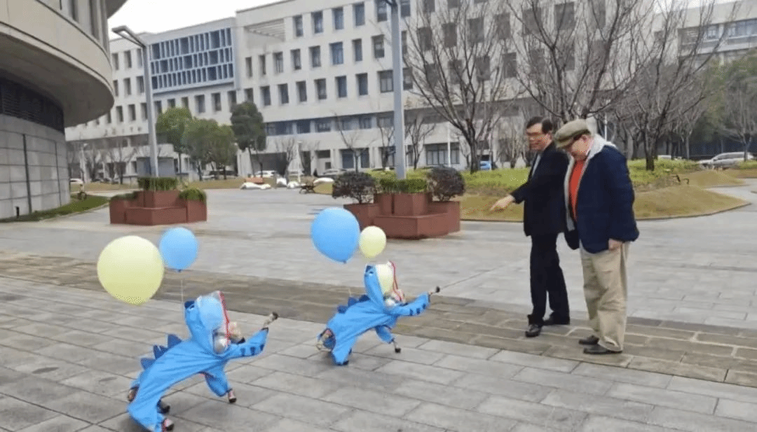 4236CA925DD72DD3F63E8FE37A4_6D92ACE8_54CFD