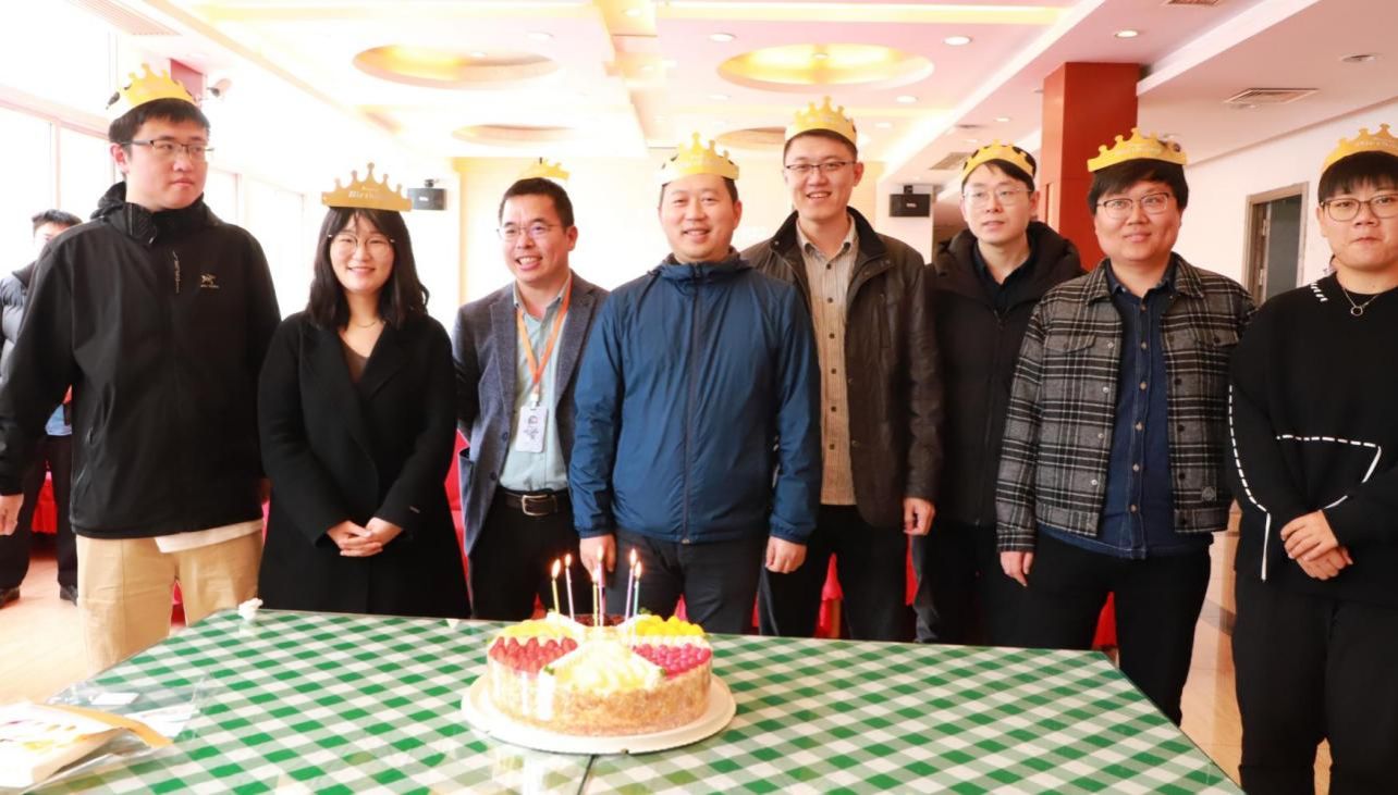 7CB94BFF6D0BB5C4E79B903A263_980EFD3F_1F2B6