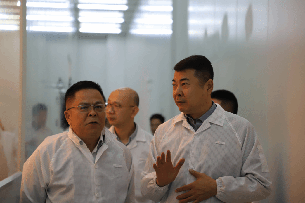 7518864E0795795904069E3A0A8_5956C1BC_40AA0