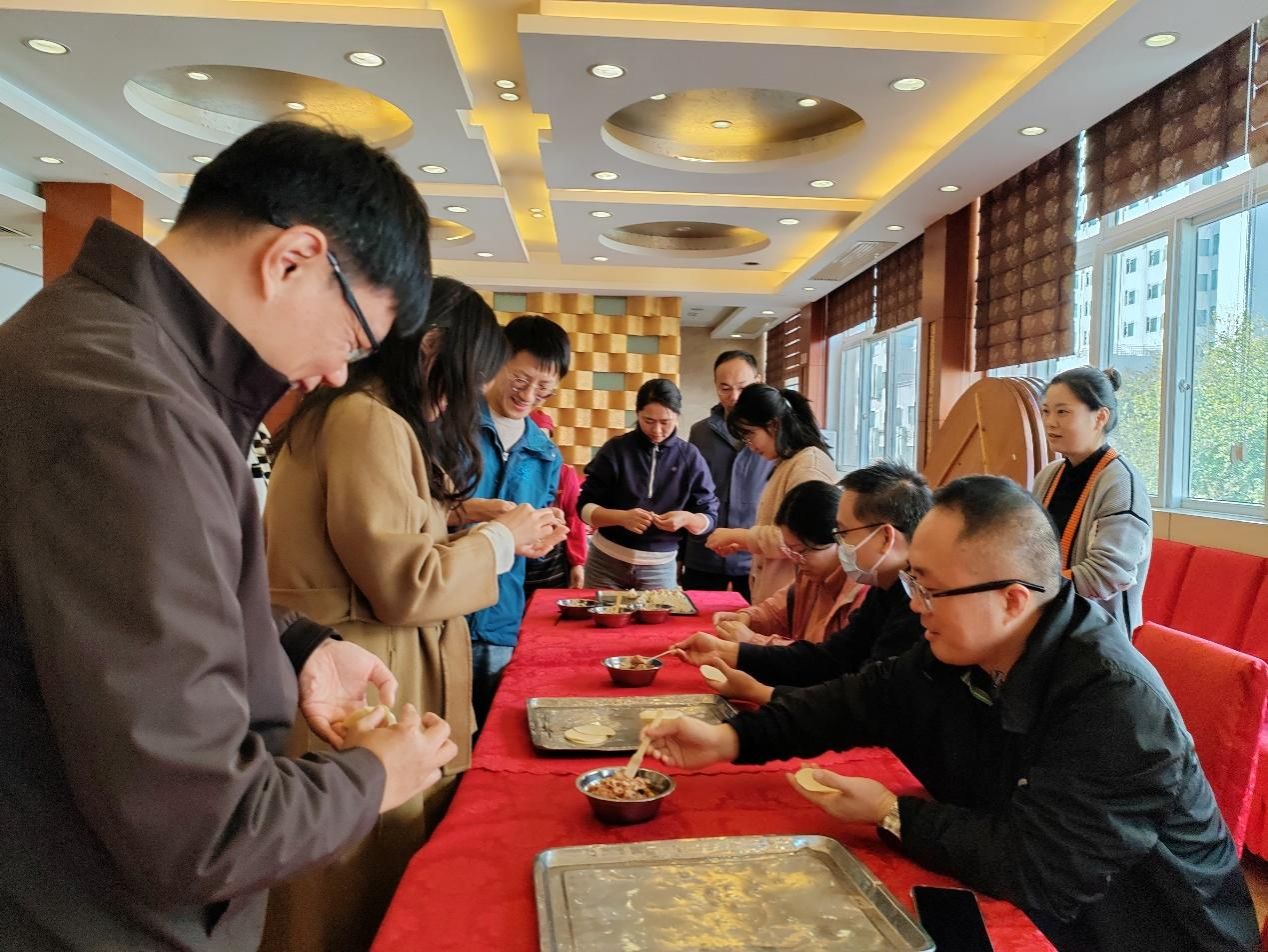 8B082ABE104070BECC8B0211F98_BF1724E5_2F2A2