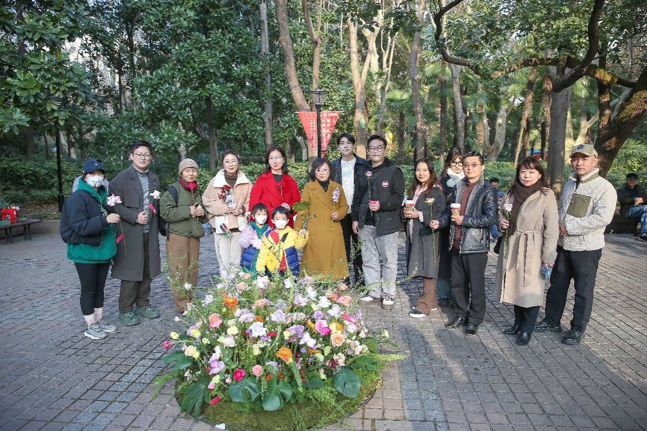 01AD2082FF23FC3D682FCE9740D_F5A2FCE5_5E9E1