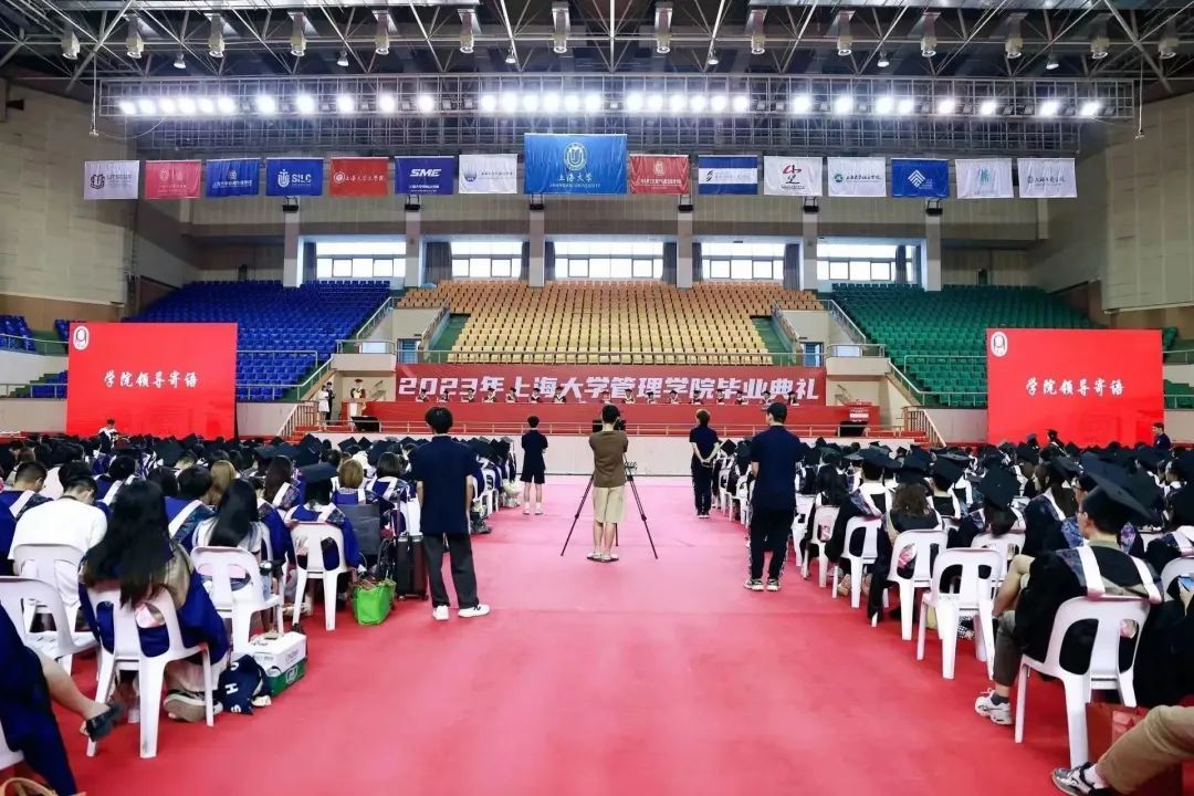 A6EED1AF56D2C2A54DE78E0CC0A_79C769D8_2923E