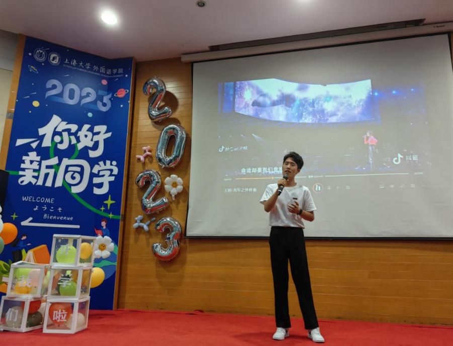 11988B9522AEA81CE08ECCDC2C1_9A6DF695_12124