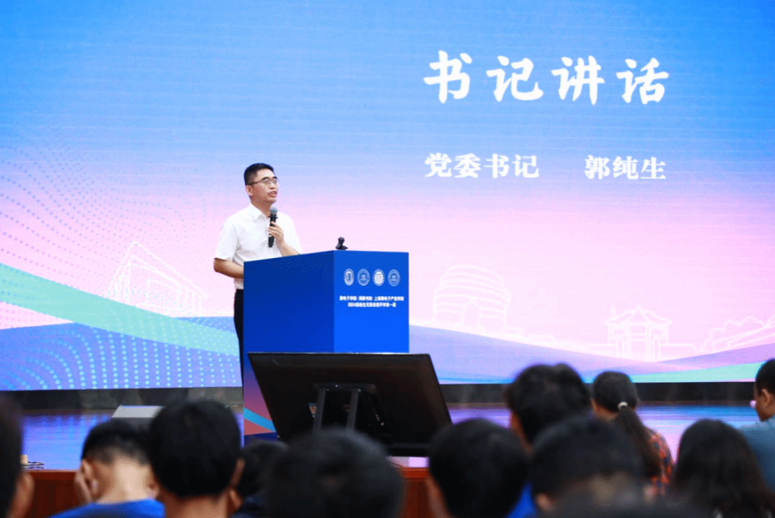 D89844E27975C2B3A773D4CD6E9_6F67A3F9_3AABE