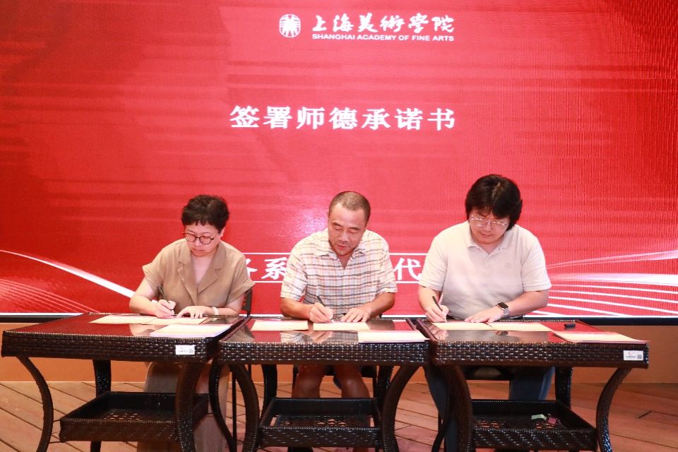 13973A86AEFD515FE8ED1A5CFAD_9CD3BA51_1A4DF