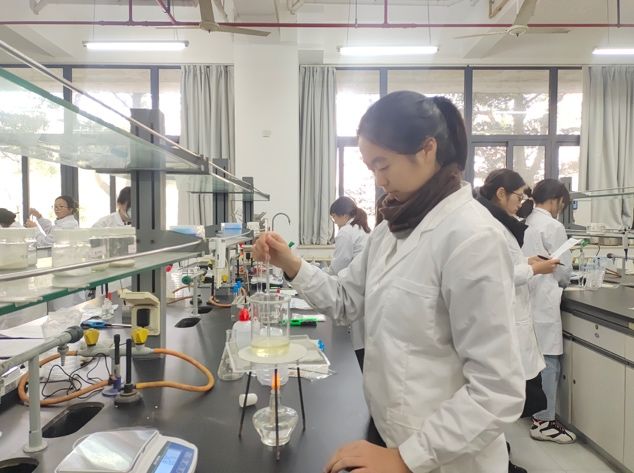 0F37734626B9F32393F3BFA1173_DD485FCE_E331