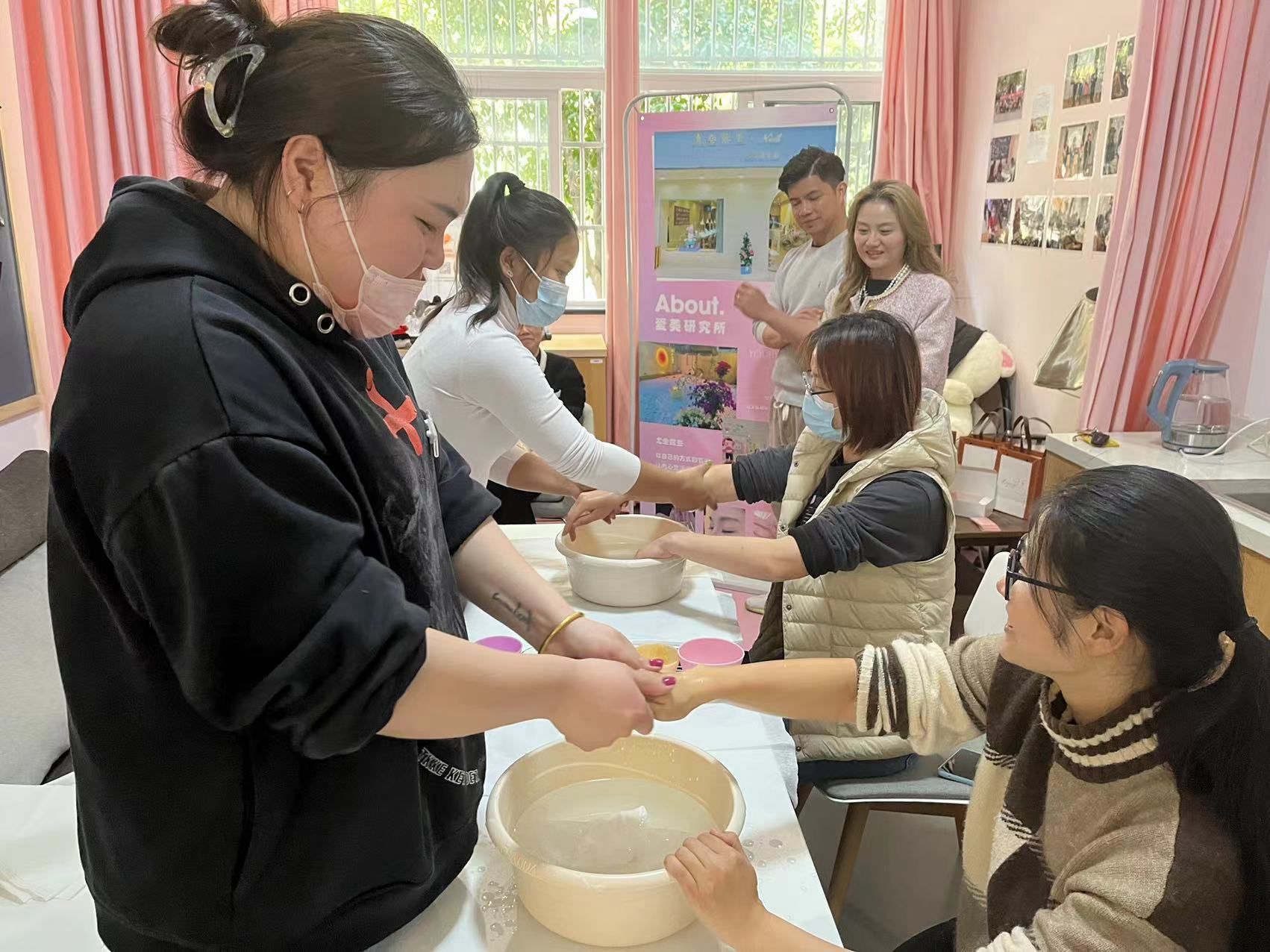 手部护理 (2)_副本.jpg