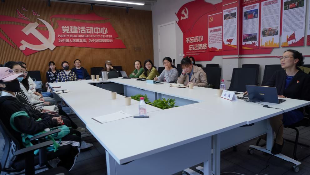 D28229996832DC7994E45B52BB2_43689218_1425E