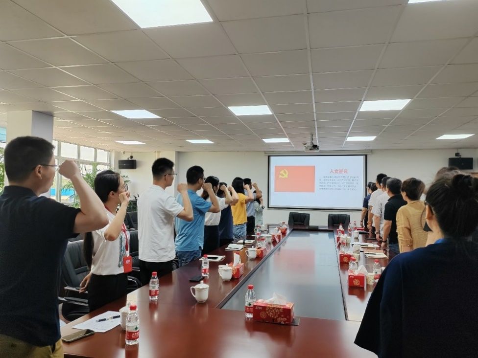 F5607D54DE92955DD6B40D41FA2_632B9929_15F3D