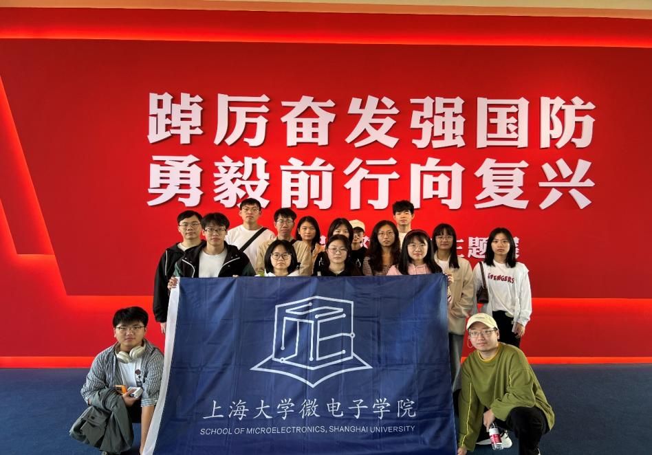 5933A5C897CB422787D125F717B_81CCD059_18344